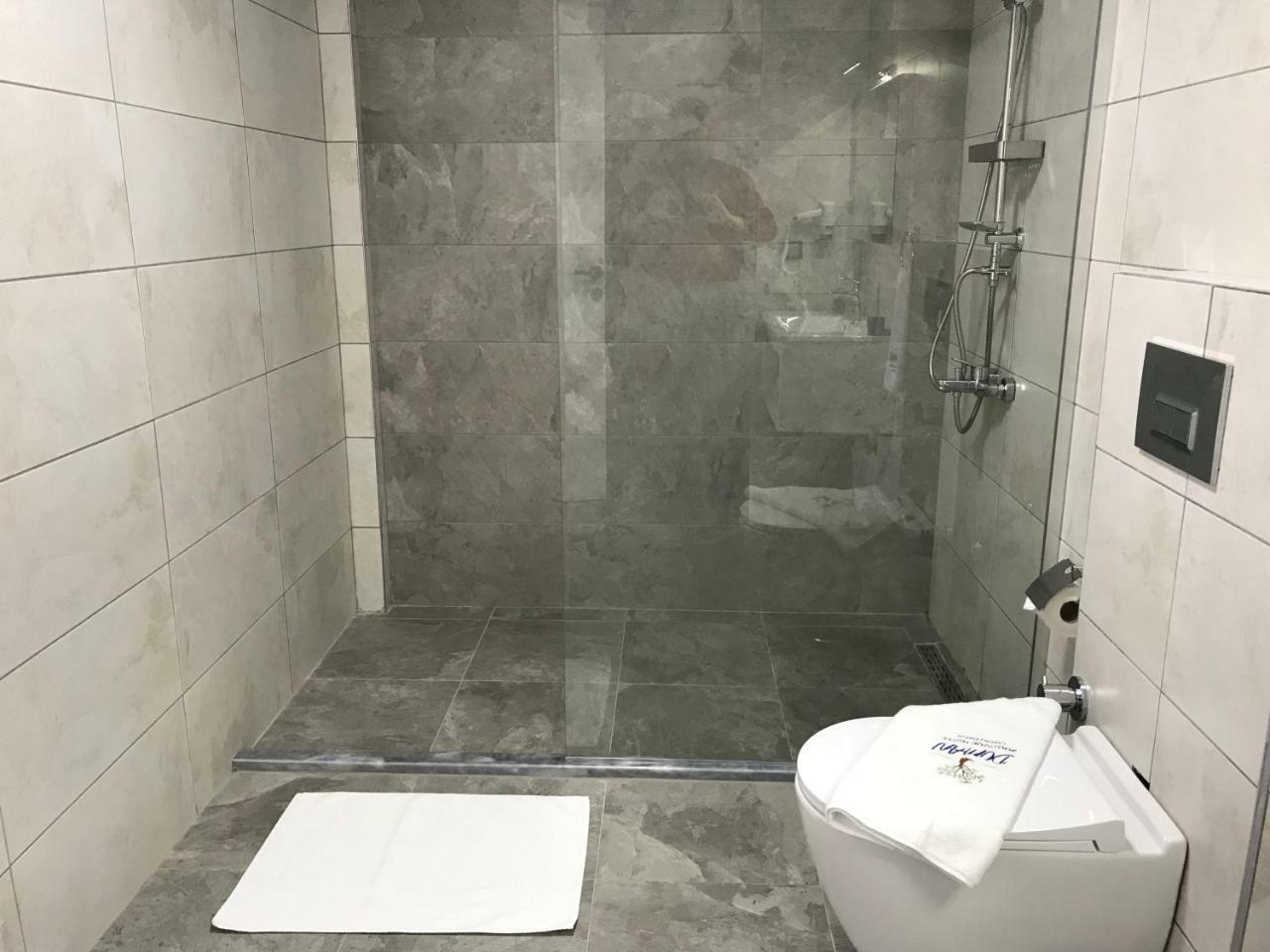 Standart Üç Kişilik Oda
